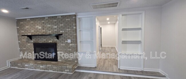 Building Photo - 100 Southburn Dr