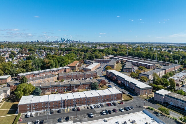Aerial - Parkview Court
