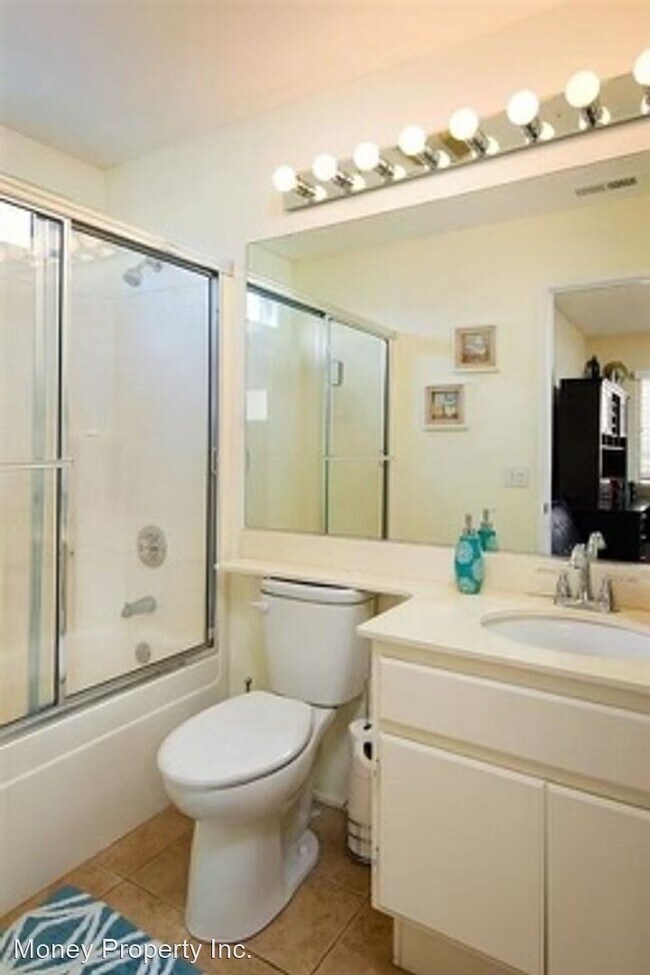 Building Photo - 2 br, 2.5 bath House - 952 Caminito Estrella