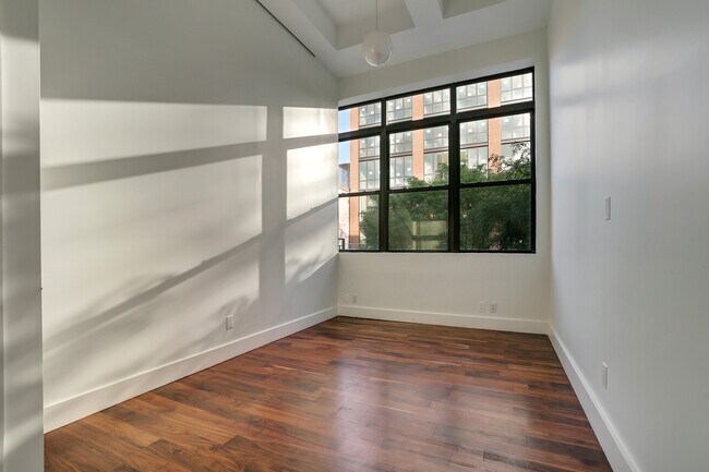 Foto del edificio - 120 S 4th St