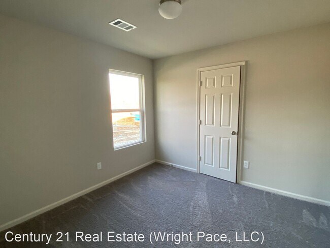 Foto del edificio - 4 br, 2 bath House - 5321 Reed