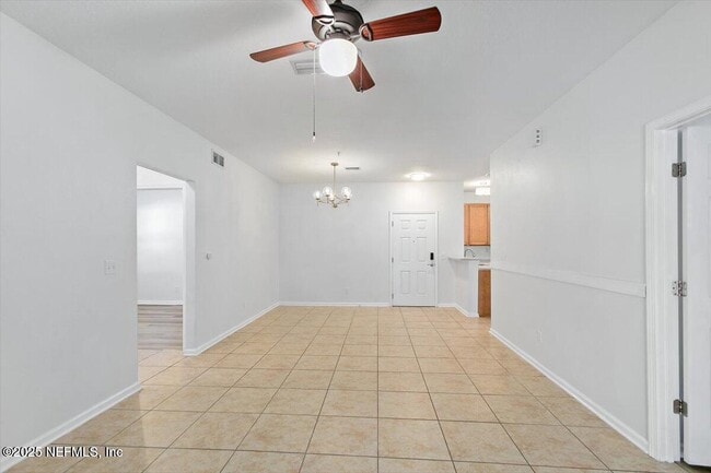 Foto del edificio - 2875 Golden Lake Loop