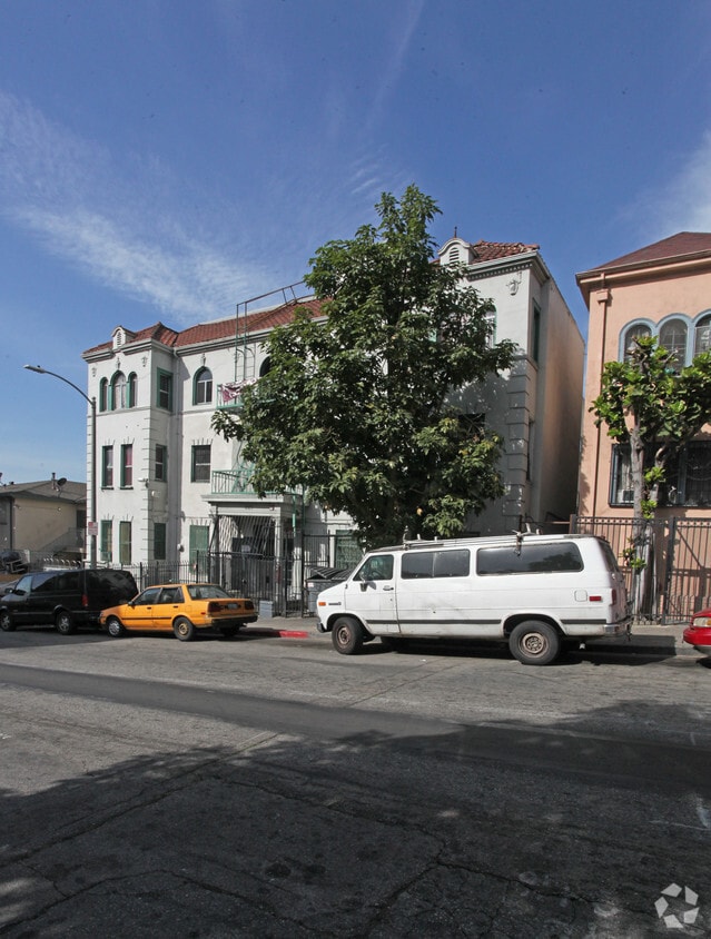 Building Photo - 521 Union