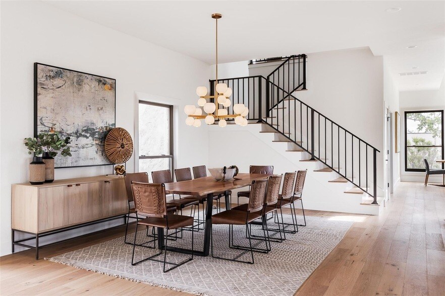 Foto principal - 3901 Peak Lookout Dr