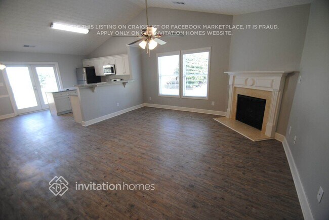 Foto del edificio - 4665 Pine Isle Way