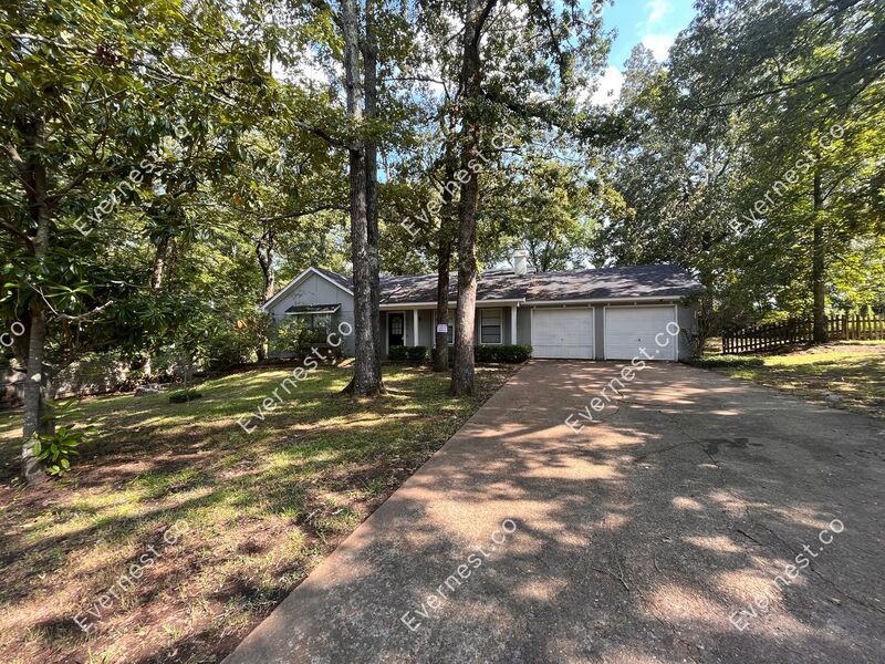 Primary Photo - 751 Green Forest Rd