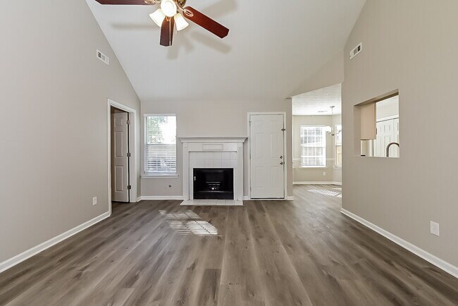 Building Photo - 210 Coldsprings Ct