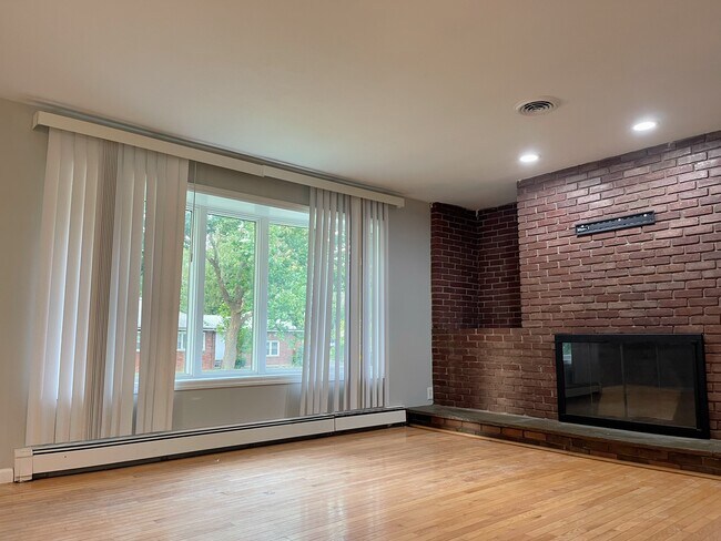 Foto del edificio - 129 Hall St