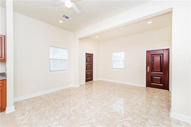 Building Photo - 1006 S Pine St