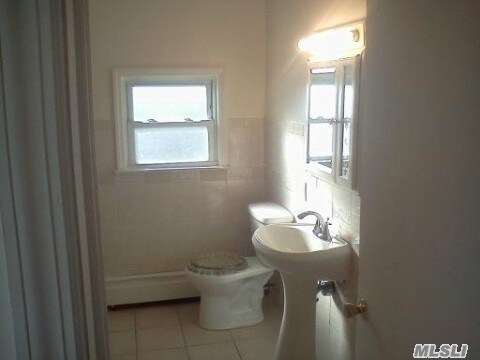 Foto del edificio - 20-44-44 150th St