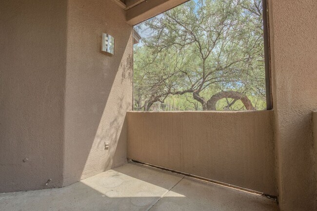 Foto del edificio - 2 Bedroom 2 Bathroom