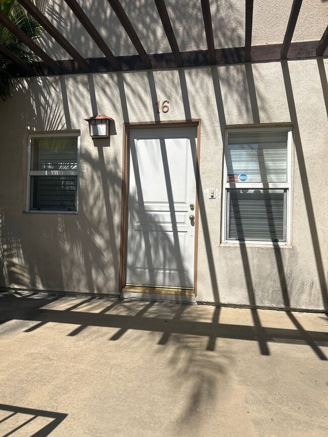 Building Photo - 77 S Sierra Madre Blvd