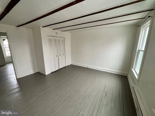 Foto del edificio - 659 W King St