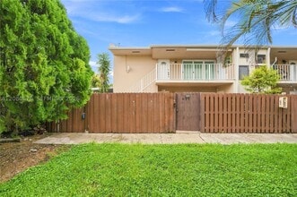 Building Photo - 8410 SW 154th Cir Ct