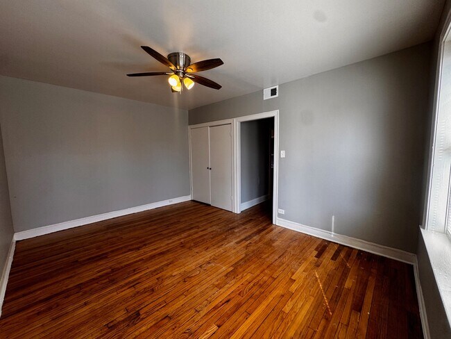 Foto del edificio - 3723-3729 W Grand Ave