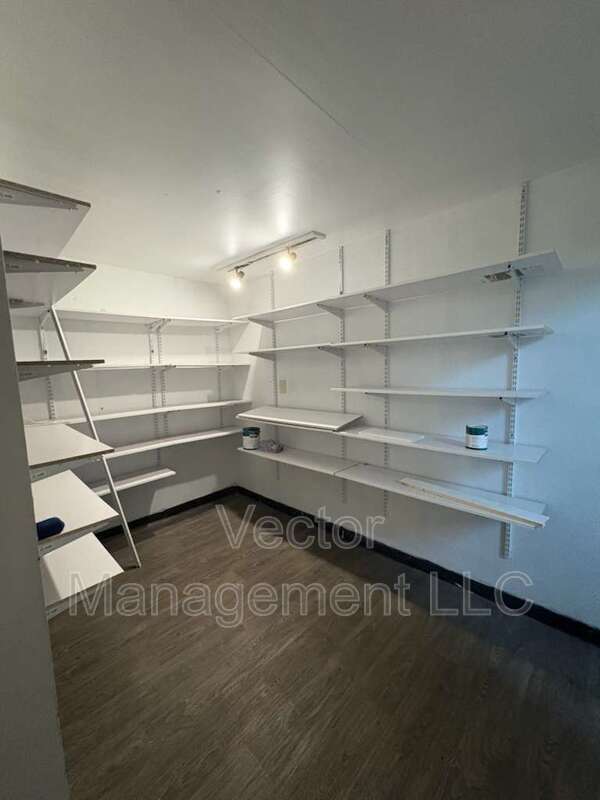 Foto del edificio - 1158 Dixwell Ave