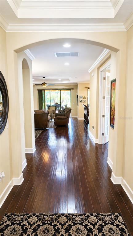 Building Photo - 2519 Vaccaro Dr