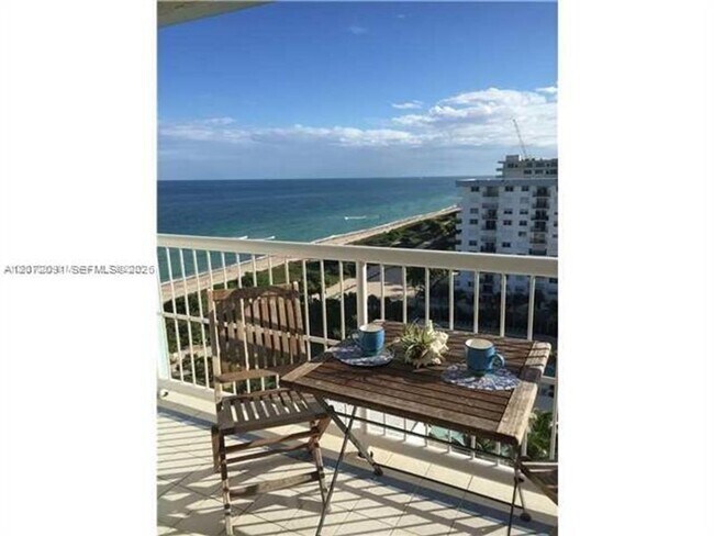 Foto del edificio - 9341 Collins Ave