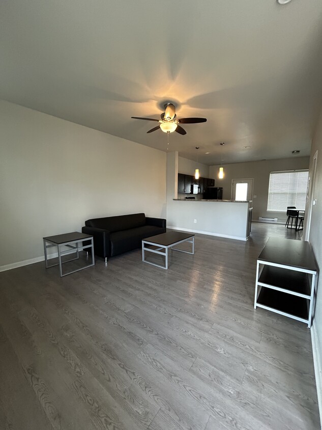 Living Room - 2170 Lucia Ln