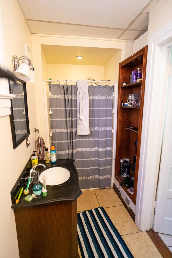 220 Wilson Ave, WV 26501 Apartments in WV