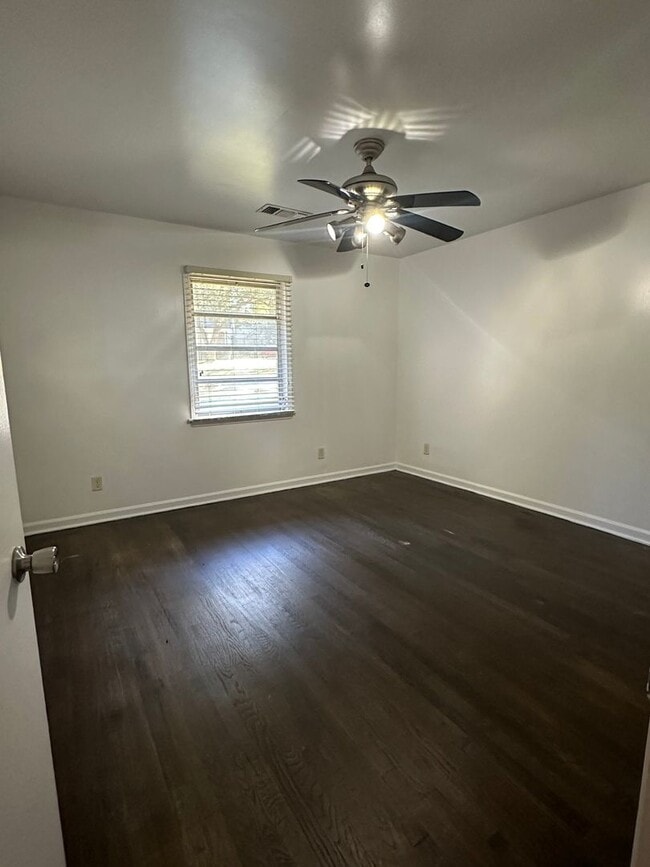 Photo - Cherokee Hills Apartment