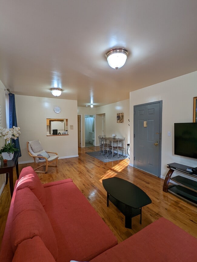 DINING AREA - 161 Herzl St