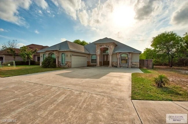 Building Photo - 3 br, 2.5 bath House - 5347 Nicholstone St