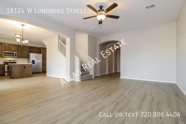 Building Photo - 2 WEEKS FREE RENT IF MOVED IN BY 3/15! Bre...