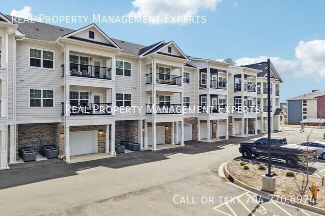 Foto del edificio - 14801 Statesville Rd