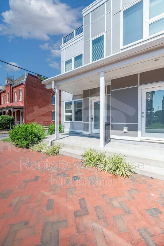 Building Photo - 1219 Bainbridge St