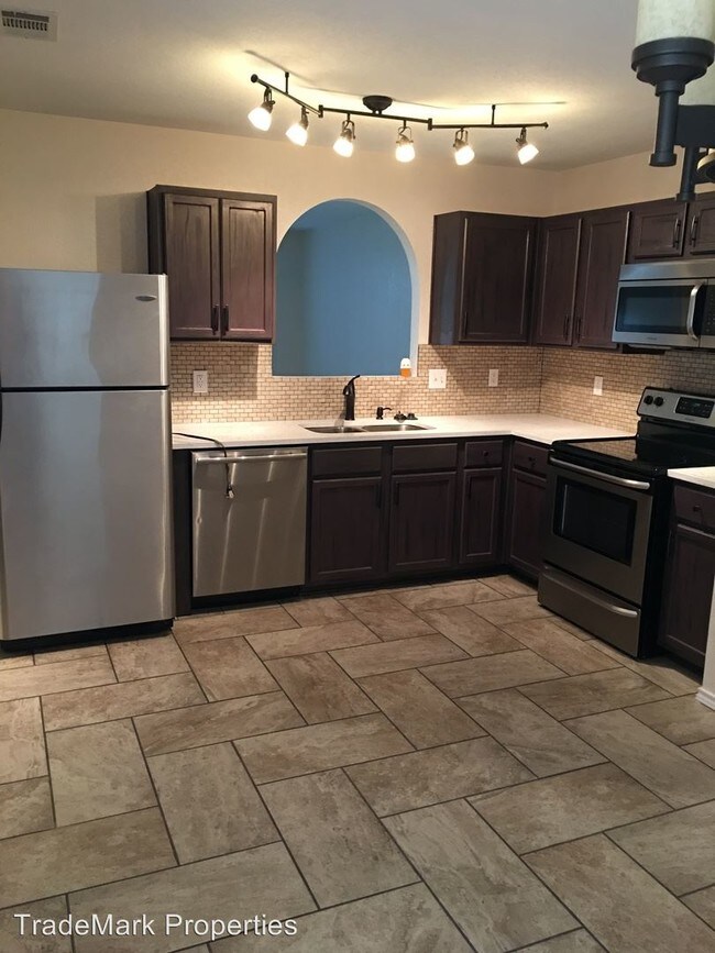 Foto del edificio - 3 br, 2 bath House - 3803 Frigate