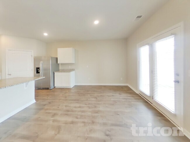 Foto del edificio - 4050 Beach Wy