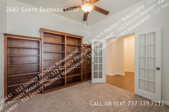 Foto del edificio - 2487 Santa Barbara Loop