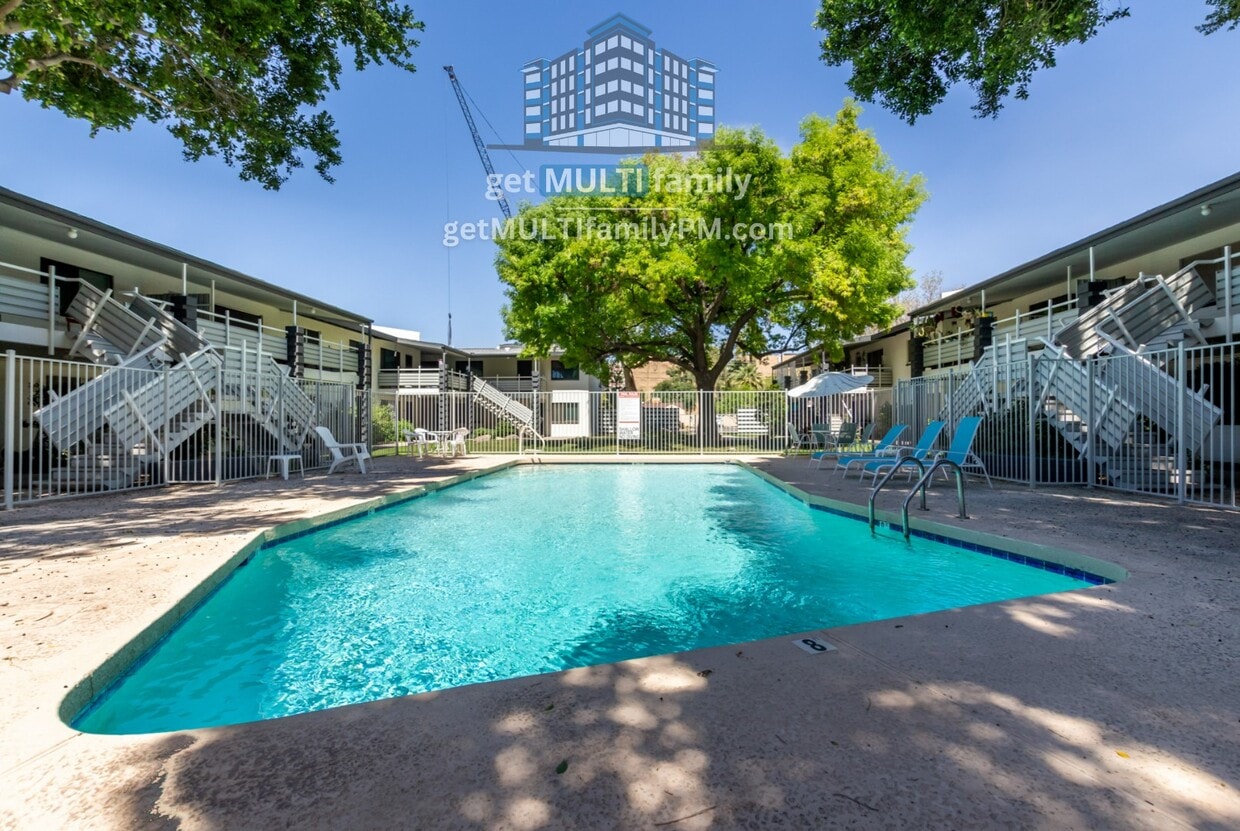 Primary Photo - 721 E Montebello Ave