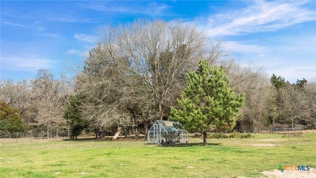 Building Photo - 1102 Fairview Dr