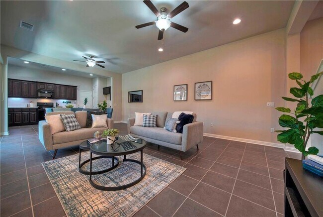 Foto del edificio - 1610 Frontier Valley Dr