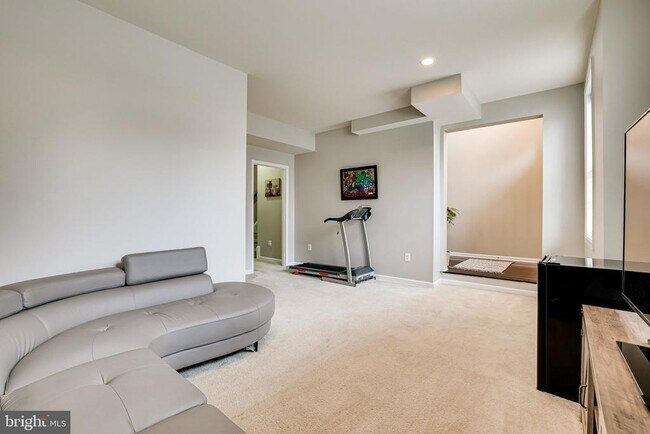 Foto del edificio - 23421 Colts Run Square