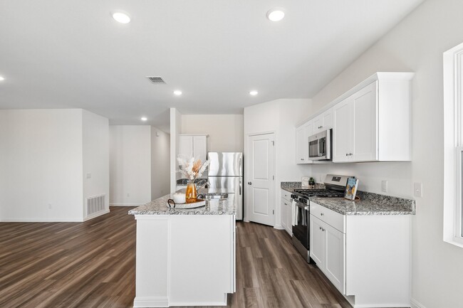 Building Photo - 1305 Morris Lp