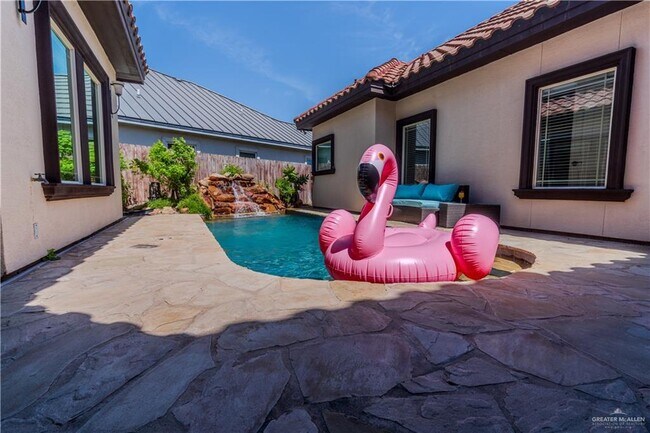 Foto del edificio - 45 Monroe Ave