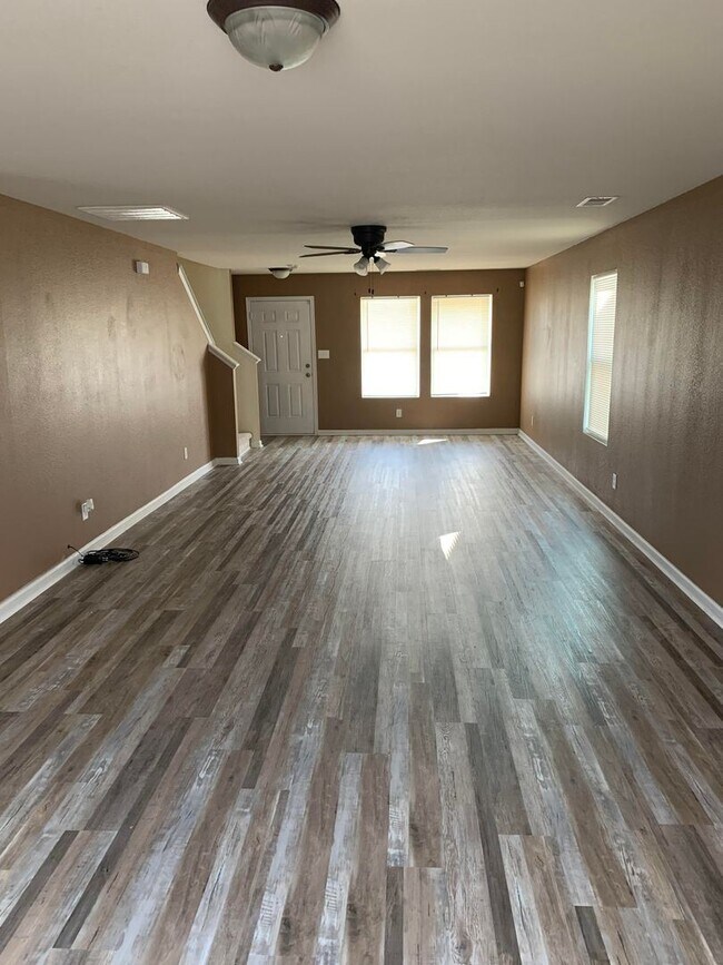 Foto del edificio - 3 br, 2 bath House - 113 Farmington Drive