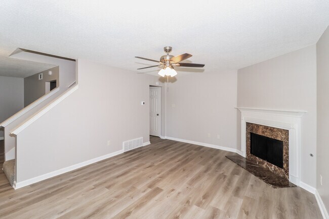 Building Photo - 1607 Barbie St