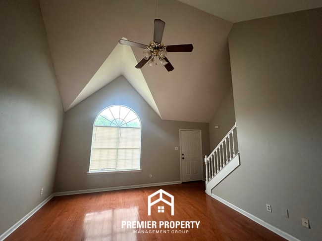 Photo - Modern 3BR/2.5BA Cordova Home | Granite Counters, Vaulted Ceilings & Soaking Tub