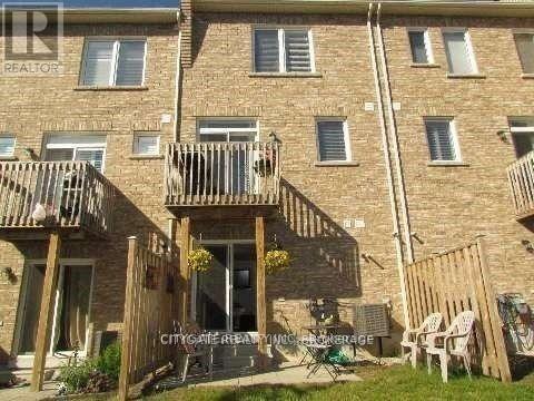 Building Photo - 7133 Triumph Ln