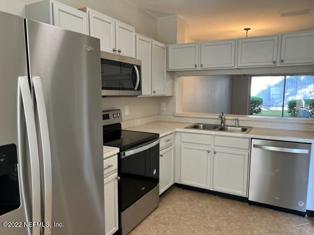 Foto del edificio - 12311 Kensington Lakes Dr
