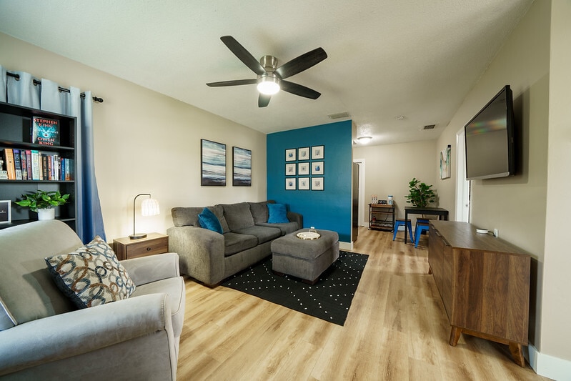 829 NE 12th Ave Unit 1, Pompano Beach, FL 33060 Apartments in