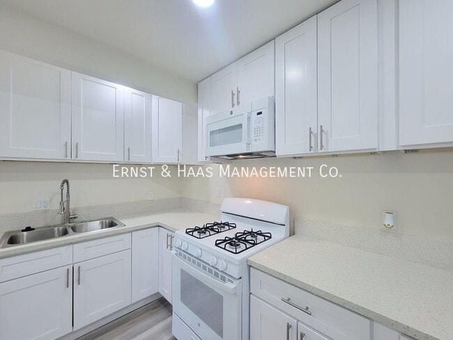 Foto del edificio - 3311 C Platt Ave