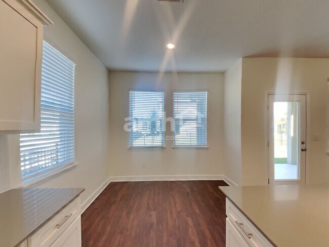 Foto del edificio - 33805 Widman Way