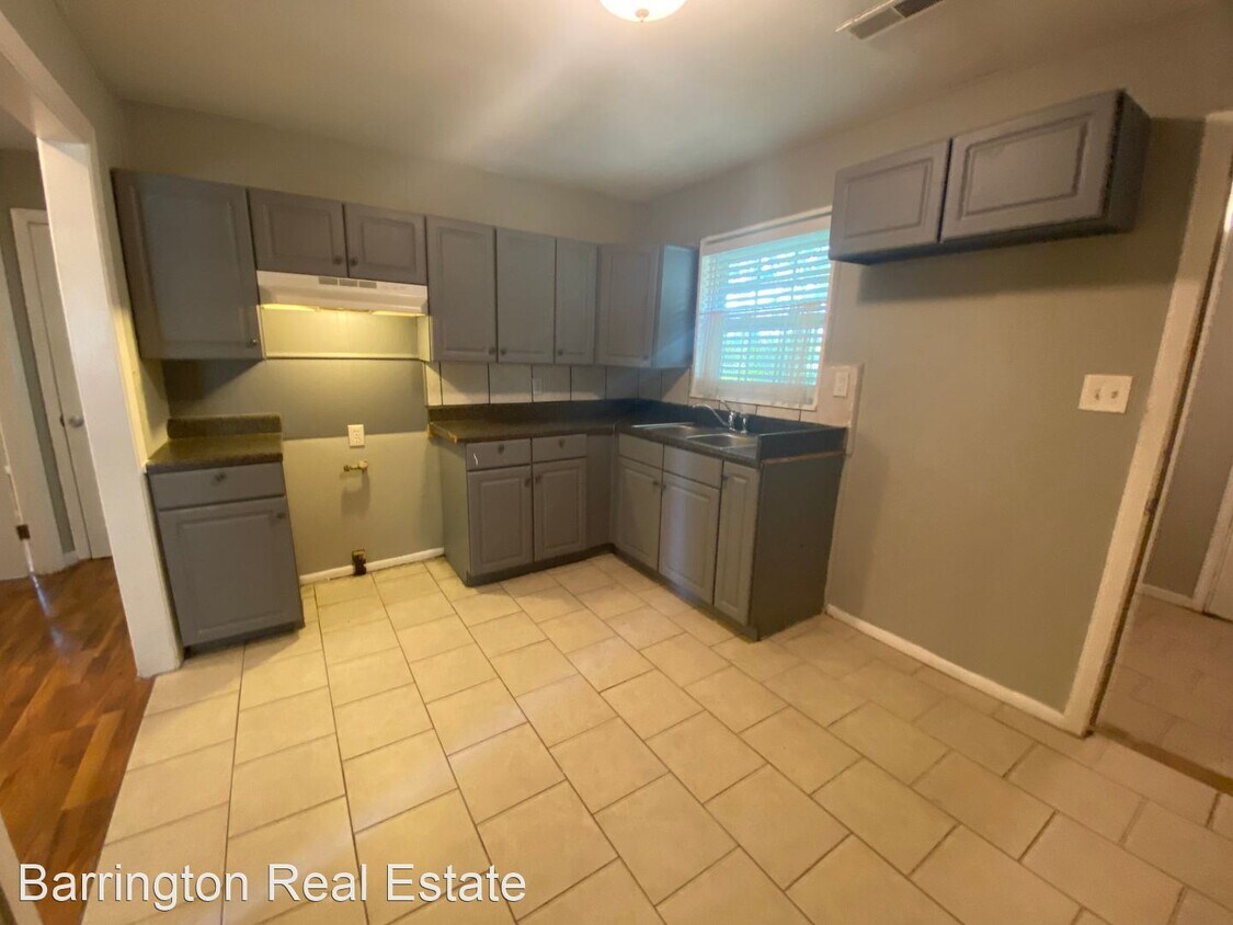 Building Photo - 3 br, 1 bath House - 1808 Stone Road