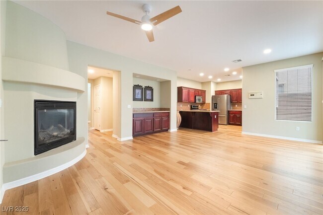 Building Photo - 62 Myrtle Springs Ct