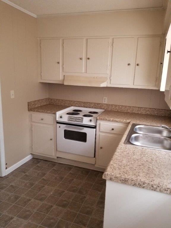 Building Photo - 105 Peach Dr